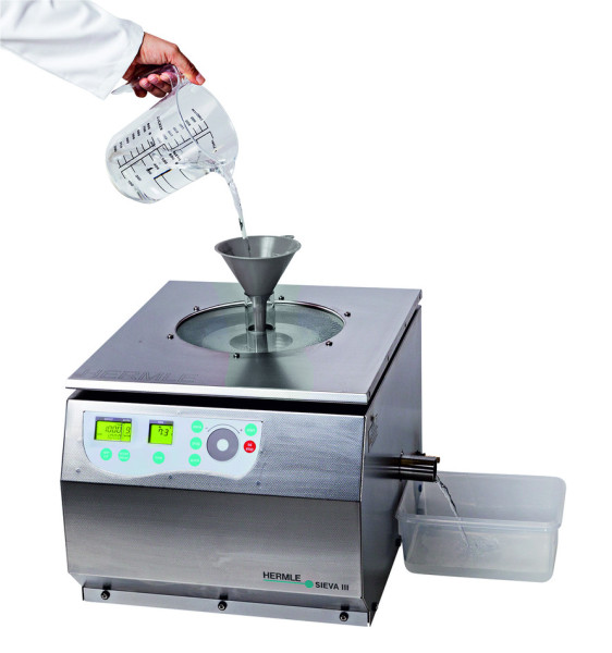 Hermle Filtration Centrifuge SIEVA-3, 120 V / 50-60 Hz for external temperature equalization